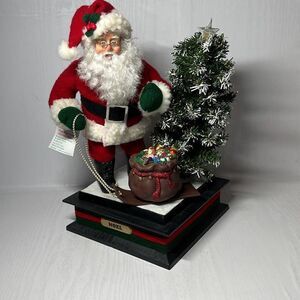 1993 - Holiday Creations    SANTA CLAUS Light-Up Scene    Plays Christmas Carols